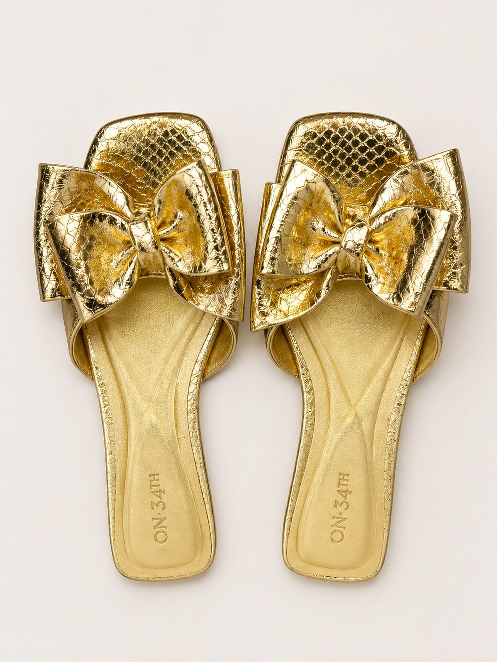 On 34th Gold Bow‎ Slide Sandals Metallic Slip On Flats Square Toe Chic Size 6